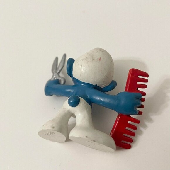 Vintage Smurfs Figure Barber Hair Stylist PEYO Comb Scissors PVC Toy - Picture 11 of 11